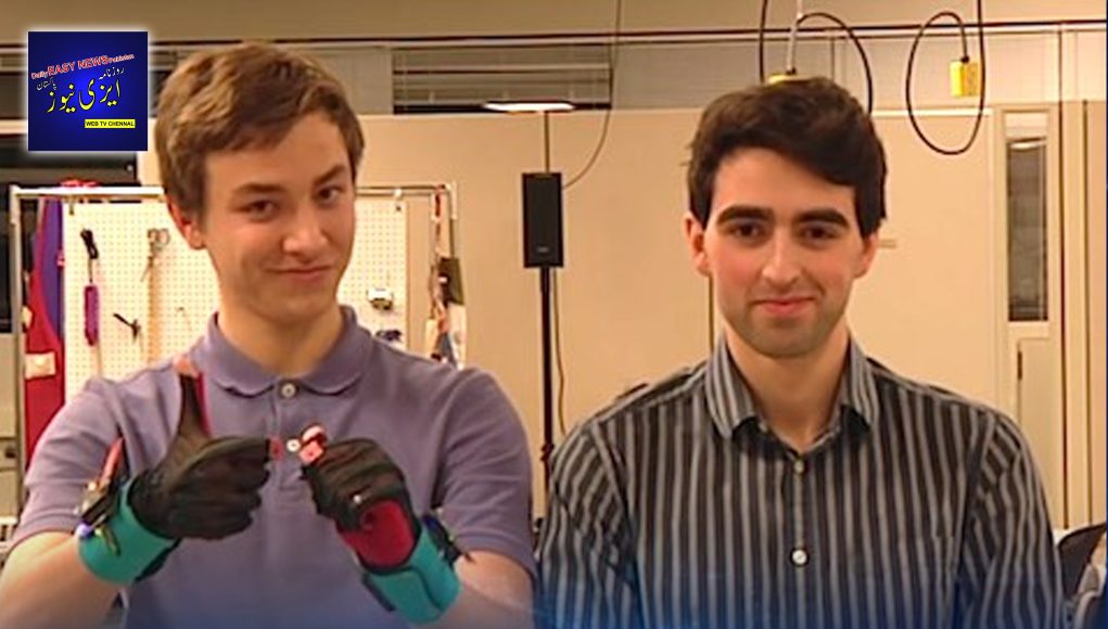 Students Invent Gloves That Translate Sign Language Into Speech