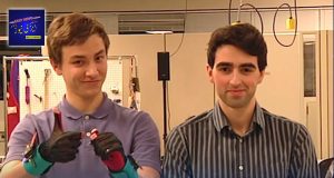Students Invent Gloves That Translate Sign Language Into Speech